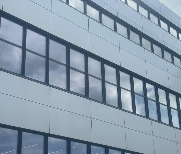 WhatsApp Image 2025-10-30 at 20.19.14_060490a0